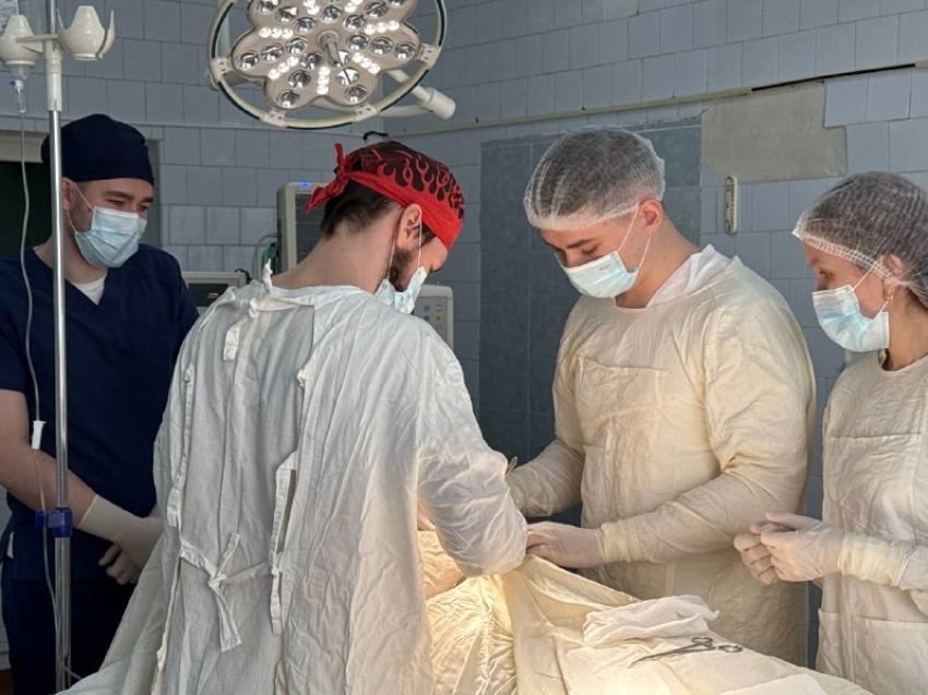 Врачи из Читы во время вахты здоровья помогли сотням забайкальцев избавиться от болезни 