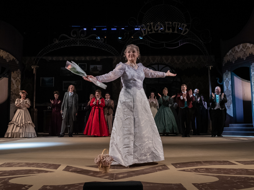 Яркие премьеры и полюбившиеся спектакли покажут театры Читы для обладателей Пушкинской карты в марте