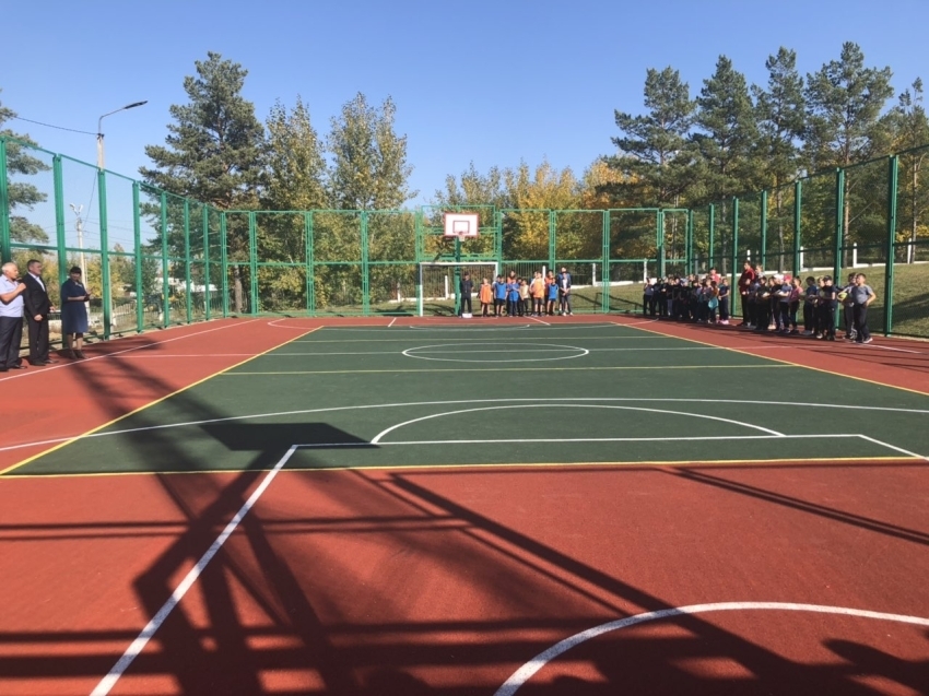 Забайкальцы могут следить за установкой детских, спортивных площадок  на официальном портале региона