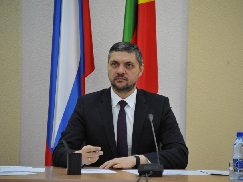 Никакие обстоятельства не освобождают от ответственности при подготовке к пожароопасному сезону - Александр Осипов главам муниципалитетов