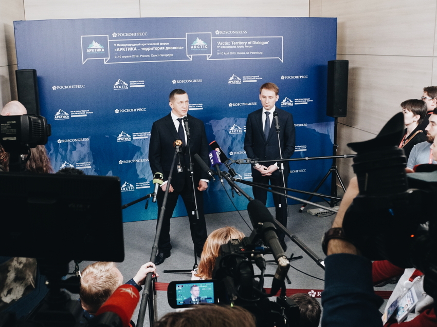 Юрий Трутнев и Александр Козлов дадут пресс-конференцию в Медиашколе