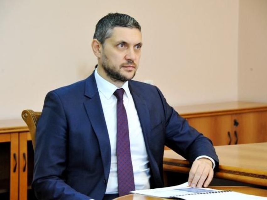 Александр Осипов представил депутатам Законодательного собрания кандидатов на пост вице-премьеров