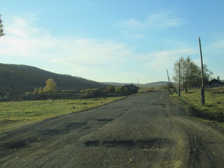 Дорогу в селе Калдага Газ-Заводского района заасфальтируют в 2021 году по поручению Осипова