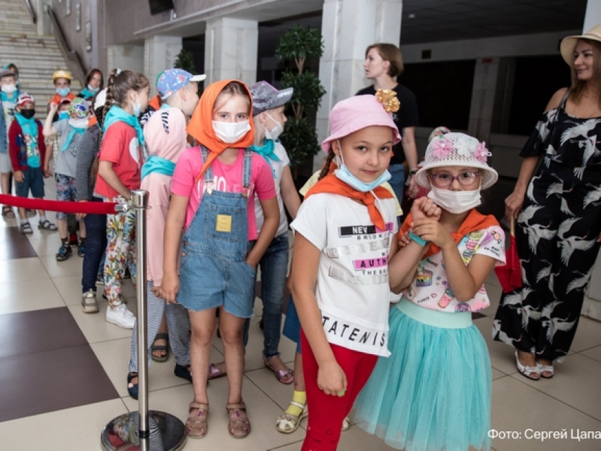 Лето на музыкальной волне: филармония открыла детский лагерь для юных читинцев 