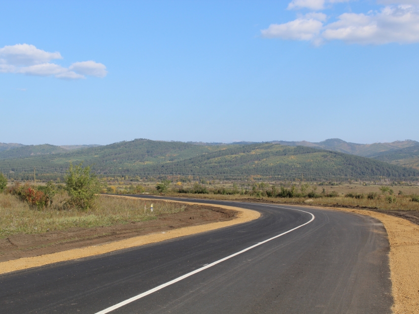 Дорогу к селу Новая Кука в Читинском районе отремонтировали впервые за долгие годы