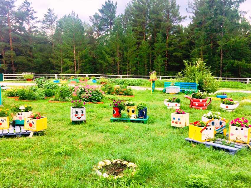Соцучреждение для пожилых в Петровске-Забайкальском победило в городском конкурсе по благоустройству