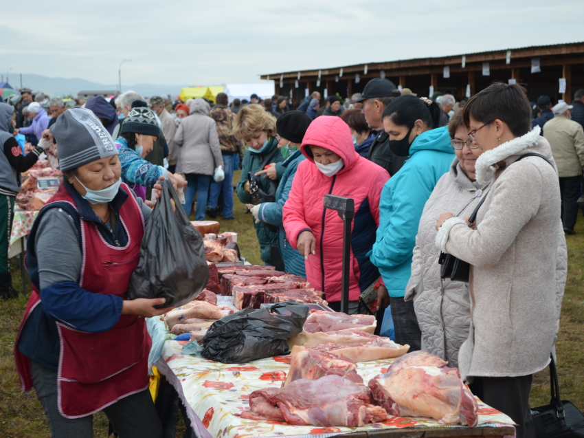 Свыше 25 тонн мяса и 53 тонны картофеля реализовали на ярмарке «Золотая осень Забайкалья»