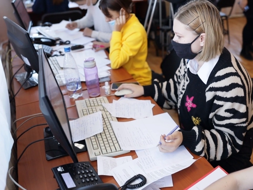 ​Минздрав сообщил номера телефонов для пациентов с ОРВИ и COVID-19 в районах Забайкалья