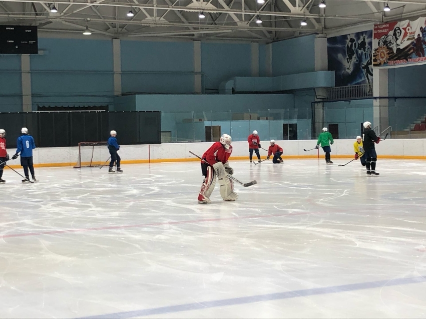 День российского хоккея отметили в Чите мастер-классом 