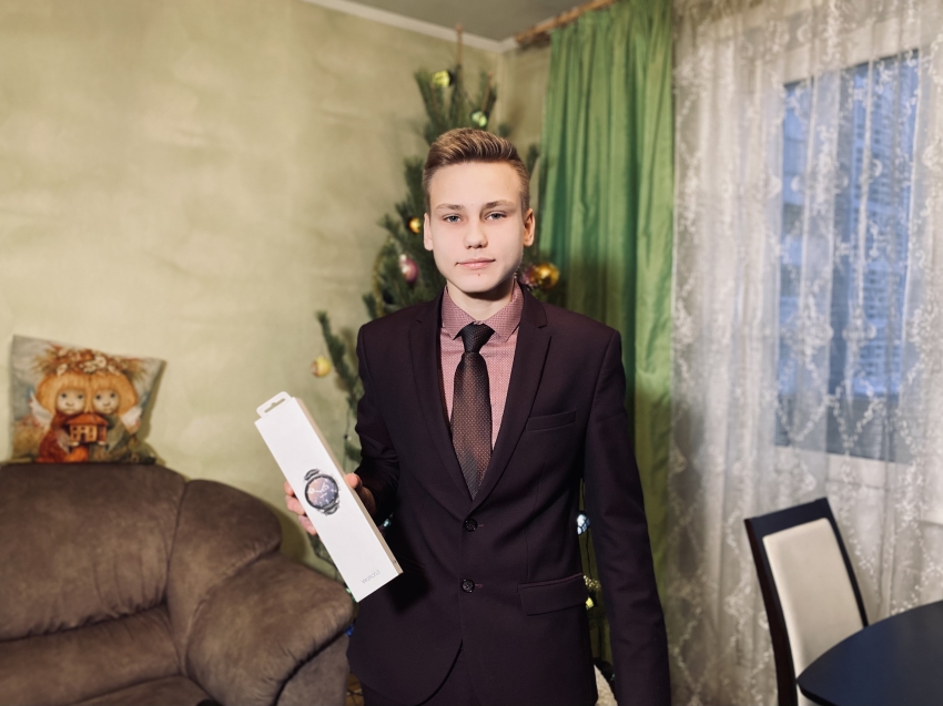 Ёлка желаний: Андрей Кефер исполнил новогоднюю мечту школьника из Читы