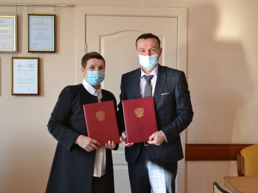 Минспорта региона и федерация профсоюзов Забайкалья подписали соглашение в области спорта