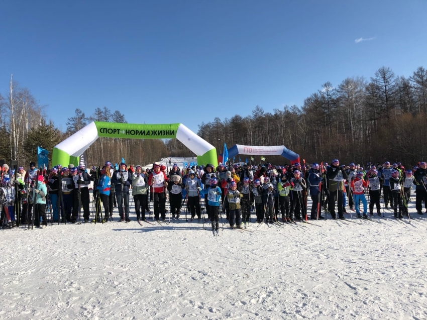 «Лыжня России»: Около 700 участников вышли на старт 13 февраля
