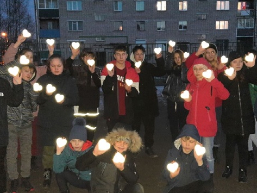 Воспитанники Забайкальского детского центра «Прометей» провели акцию «Засветись»