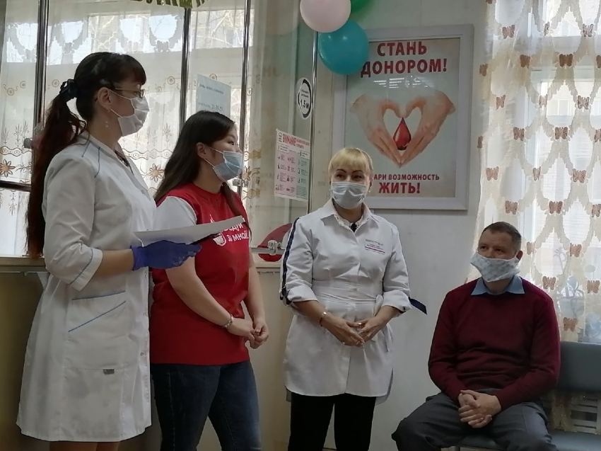 ​Национальный день донора России отпраздновали на базе краевой станции переливания крови