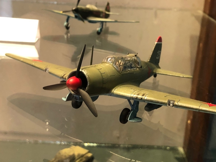 Выставка моделей военных самолетов и бронетехники откроется в кинотеатре «Бригантина» в Чите