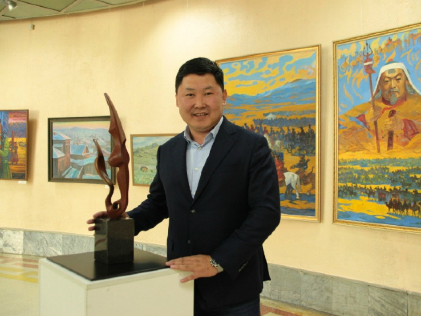 Скульптуру Жигжита Баясхаланова получит обладатель гран-при фестиваля «Даурия» в Чите
