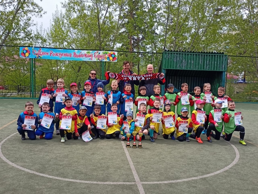 В рамках празднования 170–летия Читы в парке «Одора»  прошла игра по футболу 