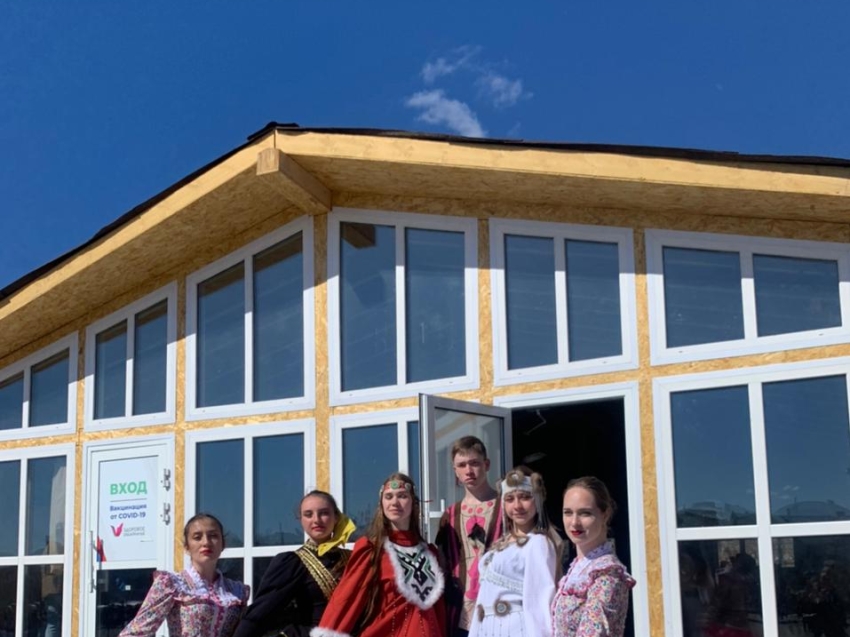 Визит-центр и ТИЦ: Что будет размещаться в домиках на площади Ленина в Чите 