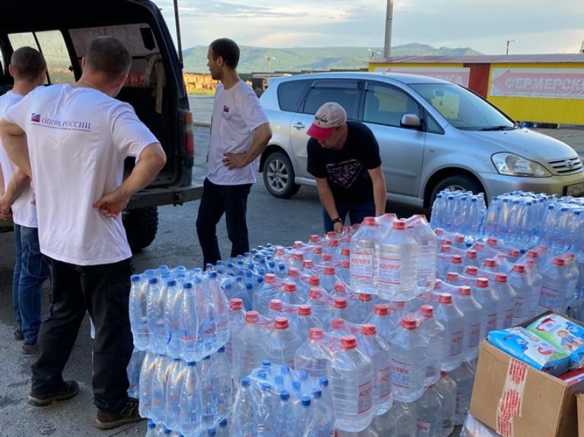 Предприниматели Забайкалья отправляют пострадавшим от паводка забайкальцам воду и продукты