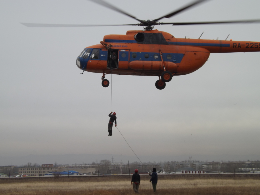 Сотрудники Читинской авиабазы вылетели на помощь в тушении пожаров в Якутию
