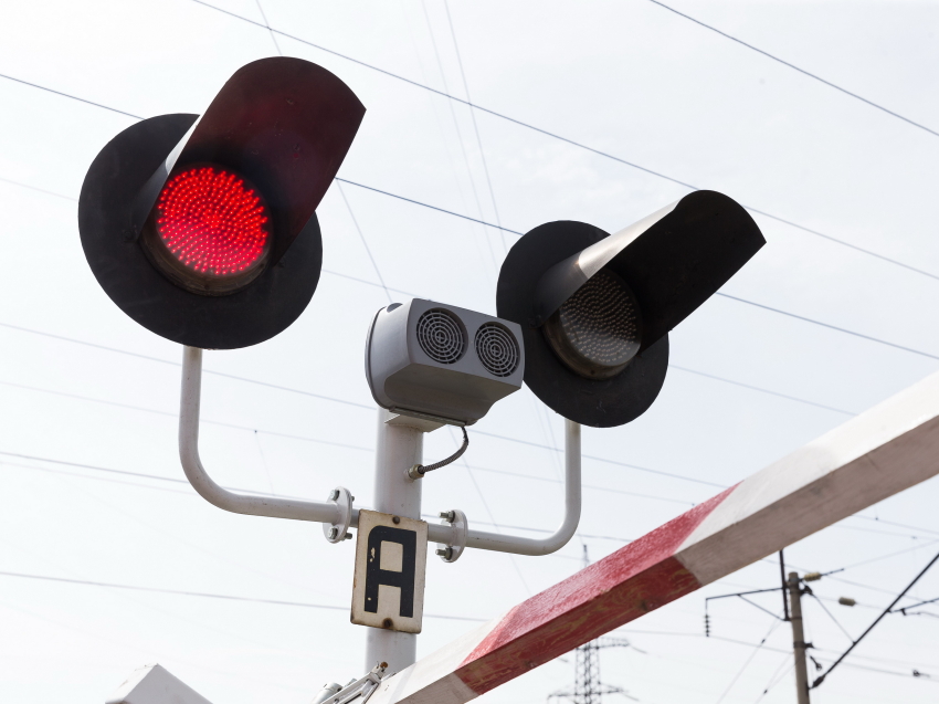 Движение через железнодорожный переезд на станции Ингода ограничили с 1 июля на три дня