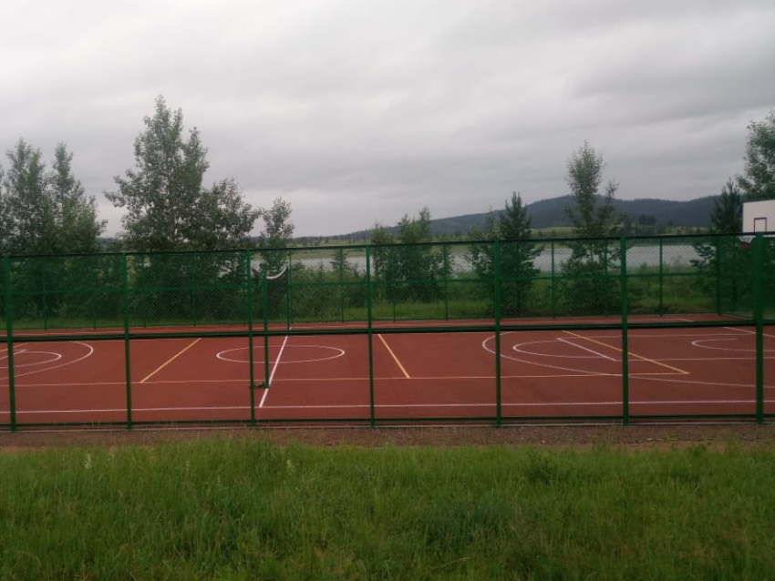 В Акшинском районе завершилось строительство спортивной площадки