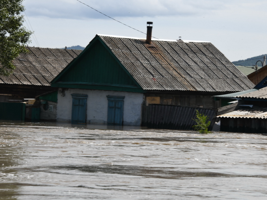 Почти 90 домов жителей Забайкалья пострадали из-за наводнения 