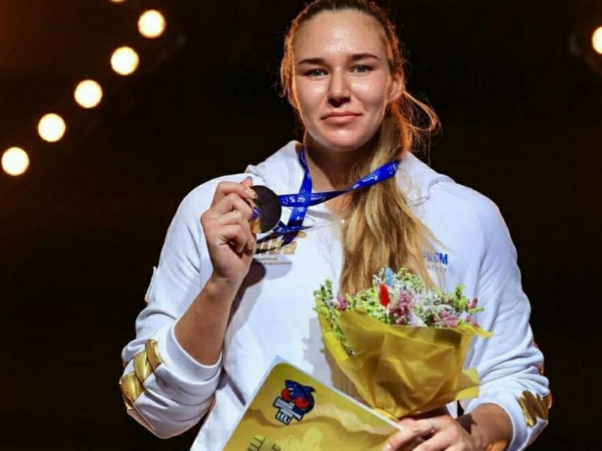 Обладательница золотой медали на чемпионате Европы по боксу Мария Шишмарёва прилетела в Читу