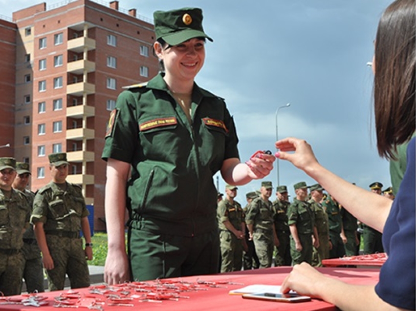 ​Около 500 военнослужащих-контрактников Забайкальского края получили служебное жилье