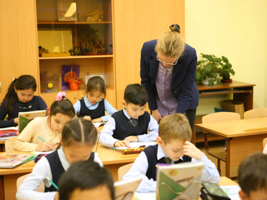 Забайкальские учителя получили свыше 71 миллиона рублей надбавки за классное руководство 