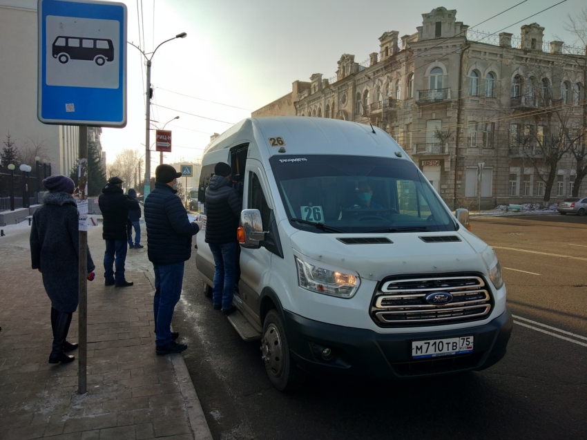В столице Забайкалья более 70 раз проверили соблюдение графика движения маршруток и троллейбусов