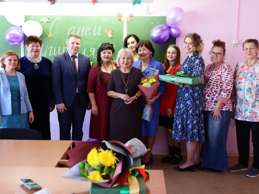 Алексей Казаков: Особо приятно поздравить педагогов, которые готовят в Забайкальском крае учителей  