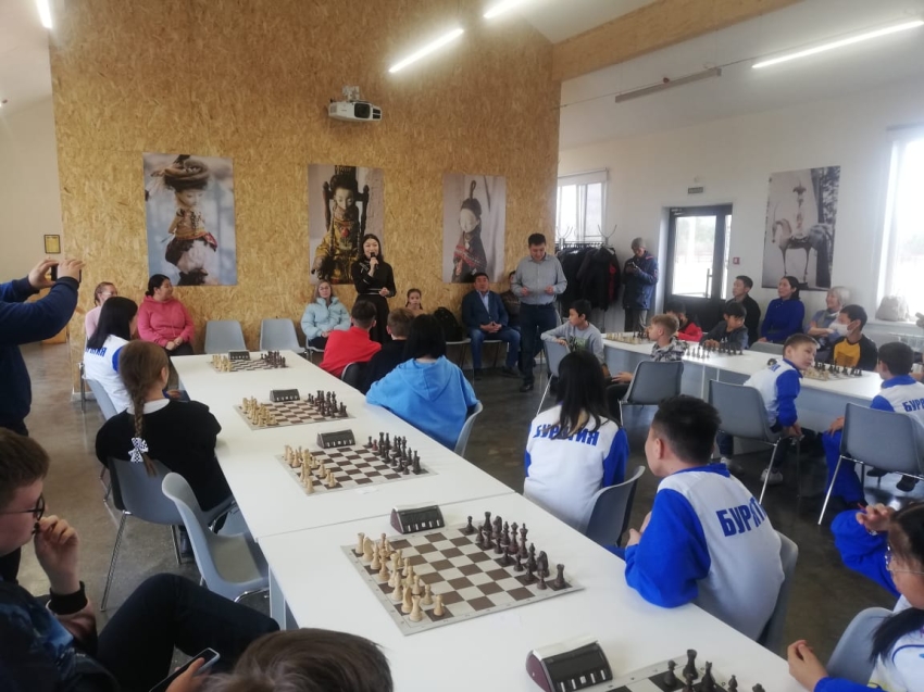 Забайкальские шахматисты сразились в шахматы за «Кубок Тужи 2021» в селе Укурик