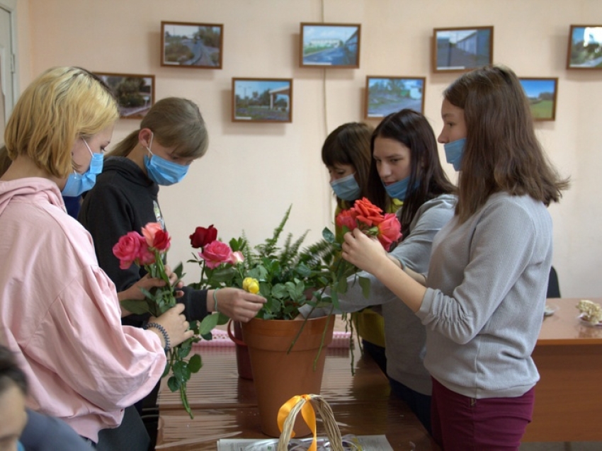 Мастер-классы провели для воспитанников детского центра в Забайкальском ботаническом саду