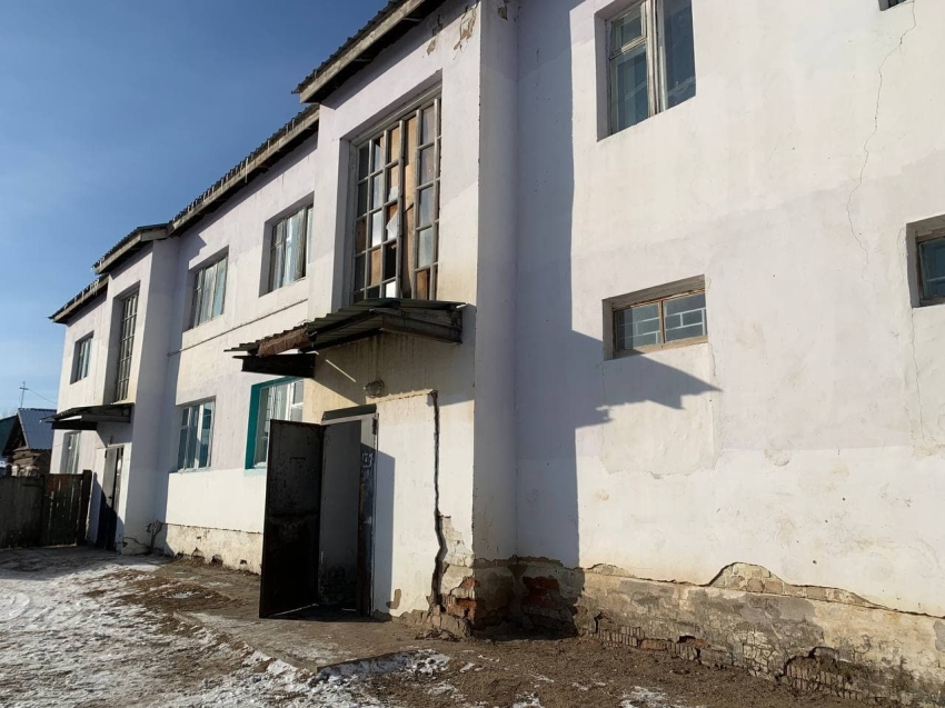 ​Жителей трех аварийных многоквартирных домов в селе Дульдурга переселят в ближайшее время