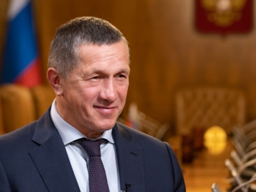 Юрий Трутнев поздравил энергетиков с профессиональным праздником 