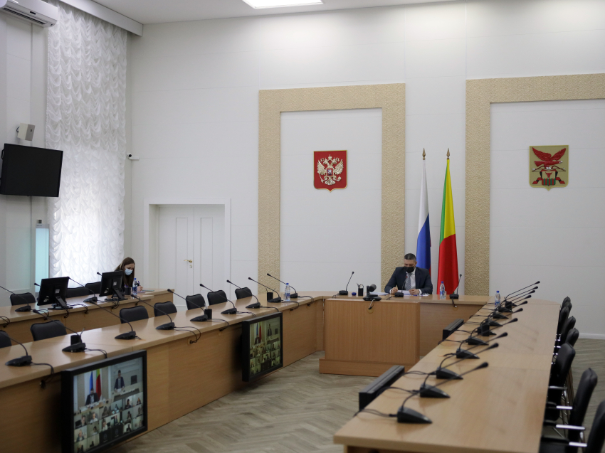 Евгений Егоров: Важным событием 2021 года стало завершение строительства новой школы на 1100 мест в Чите