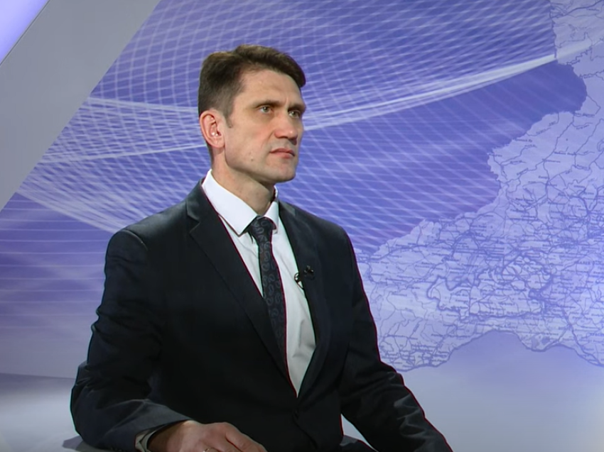 Евгений Егоров: Важно оградить детей от участия в несанкционированных акциях