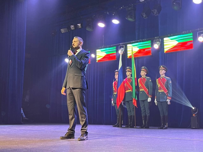 Александр Осипов поздравил жителей региона с Днем образования Забайкальского края 