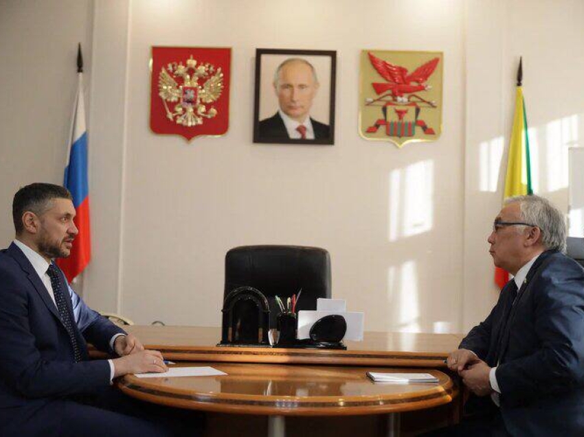 ​Александр Осипов обсудил с Баиром Жамсуевым влияние санкций на экономику Забайкалья