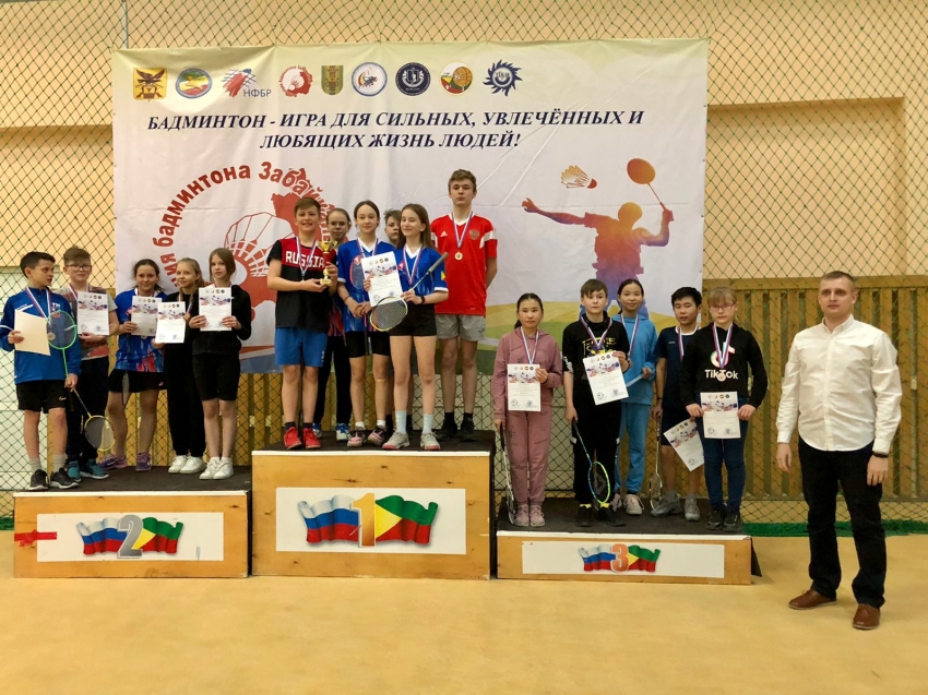В Zабайкалье состоялся региональный этап Всероссийских соревнований по бадминтону