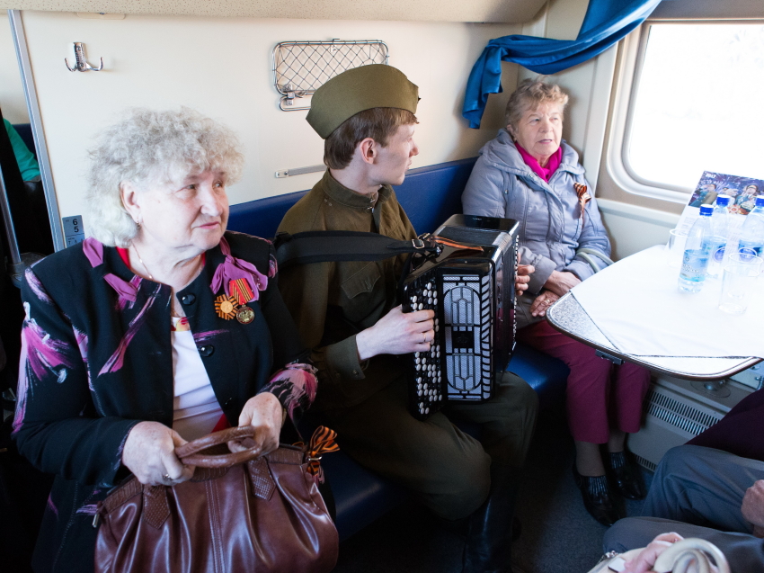 Бесплатный проезд для ветеранов Великой Отечественной войны продолжает действовать на поездах дальнего следования 