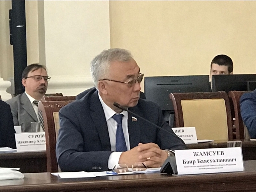 ​Баир Жамсуев: Необходимо ускоренное развитие приграничных регионов России