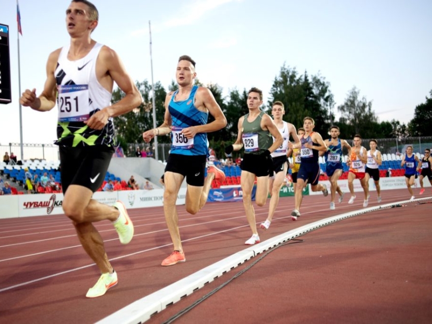 Забайкальский легкоатлет на чемпионате России пробежал 1 500 метров за 3,44 минуты и побил рекорд края