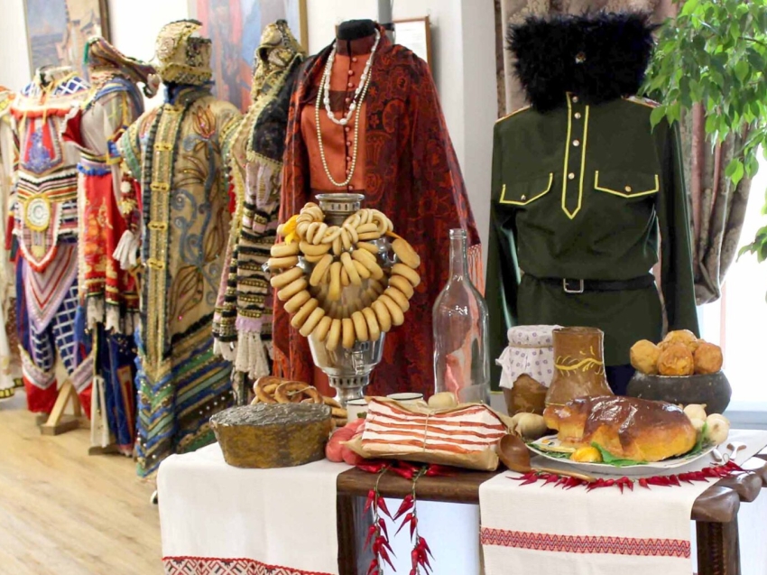 Выставка «Этнический костюм народов Забайкалья» открылась в Чите