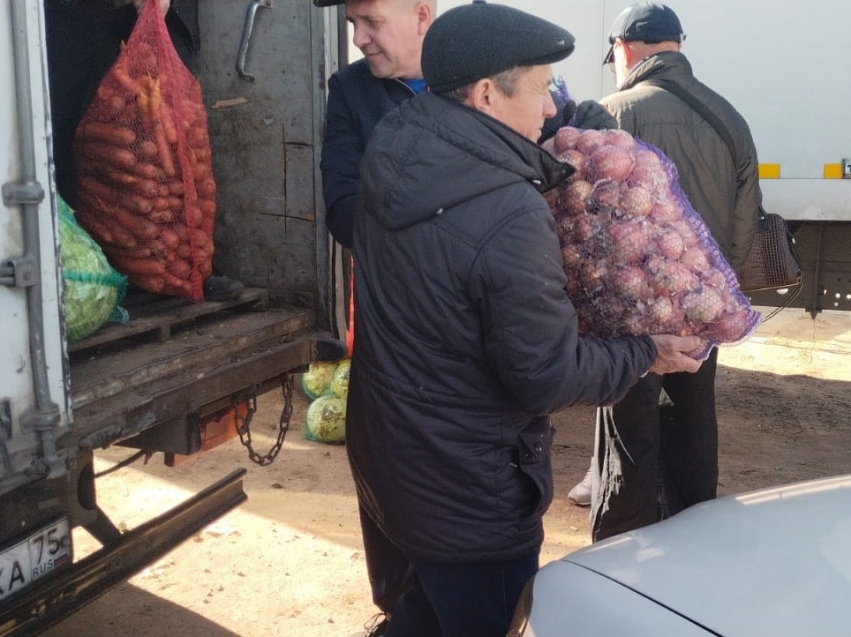 Поставка овощных наборов пострадавшим от паводков дачникам началась в Забайкалье 