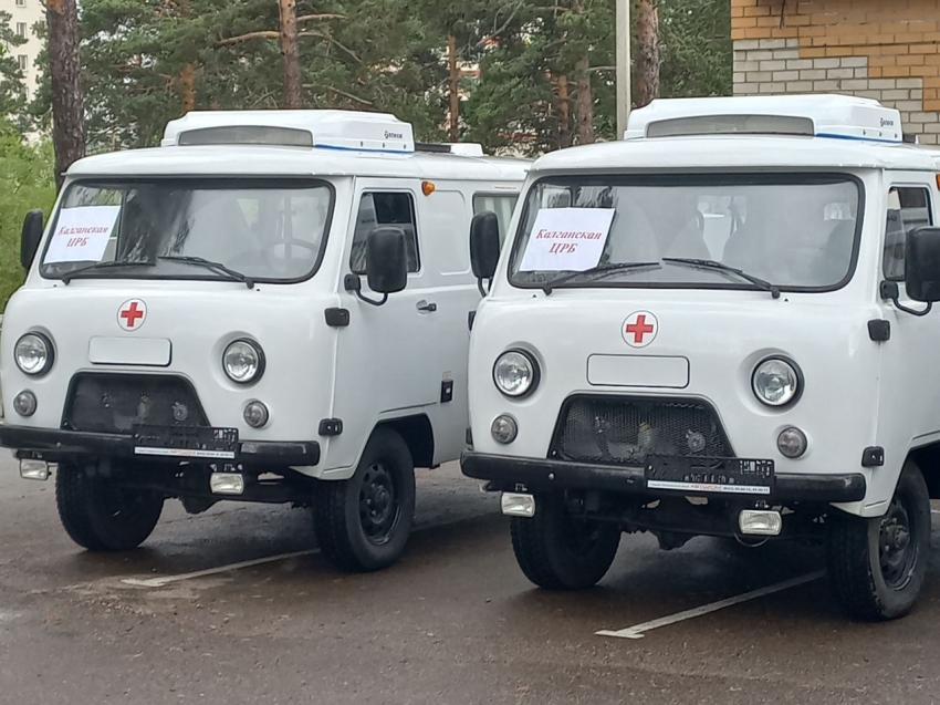 ​Медики из ЦРБ Калганского района за четыре месяца совершили 256 выездов на новых автомобилях
