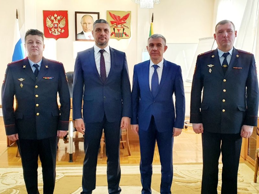 ​Александру Осипову представили нового начальника транспортной полиции Zабайкалья и Приамурья