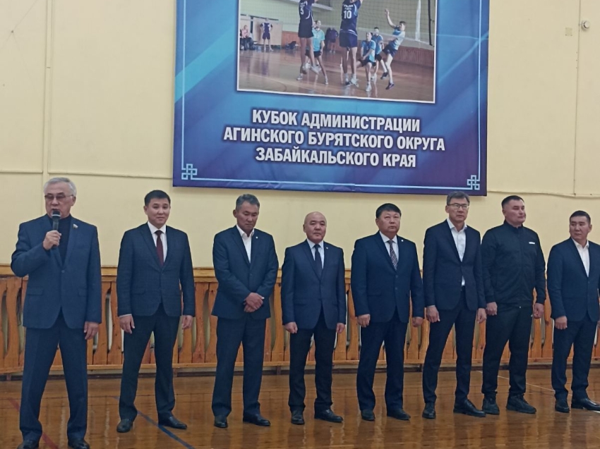 Турнир по волейболу на Кубок Администрации Агинского округа стартовал в Агинском