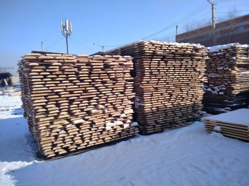 #Мывместе: Строительная компания Zабайкалья передала дрова для мобилизованных, живущих в палаточных лагерях